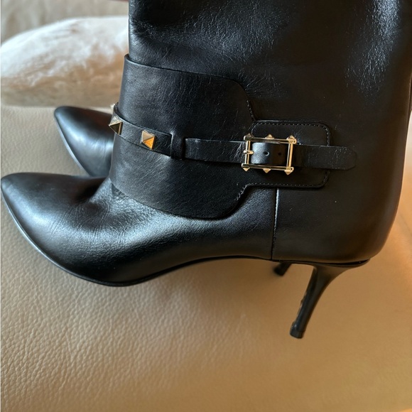 VALENTINO ROCKSTUD OVER THE KNEE KITTEN HEEL LEATHER BOOTS - Picture 10 of 11